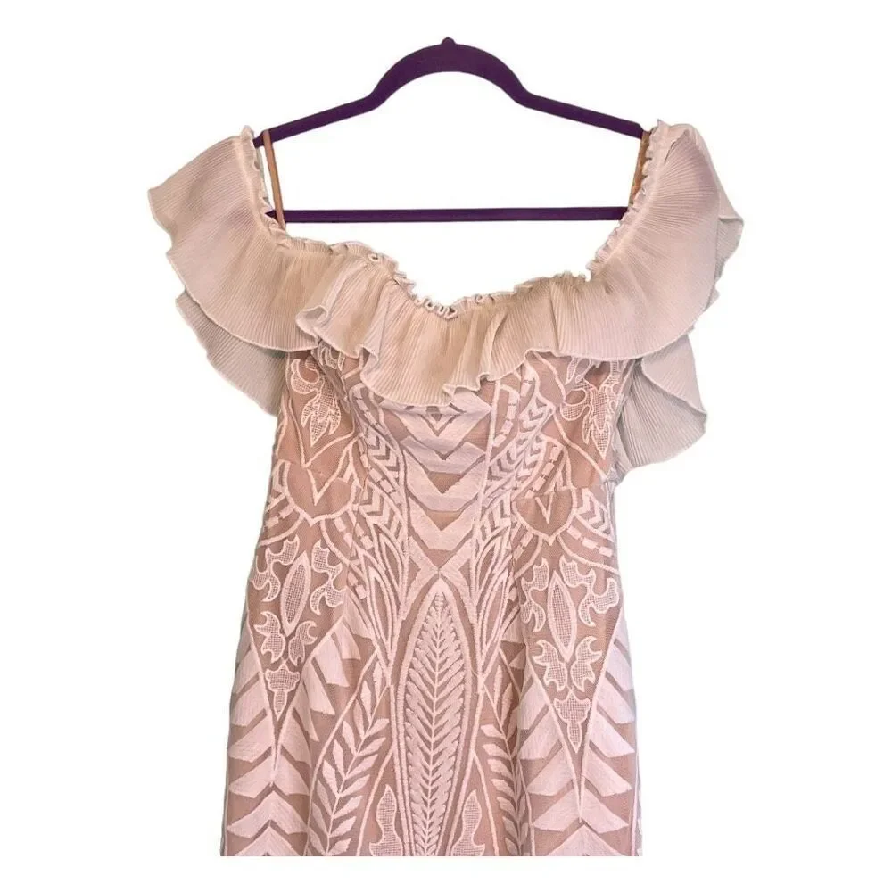 Selfie Leslie Dreamy Off The Shoulder Dress Ivory Tan Lace High Low Ruffle S - Picture 6 of 13